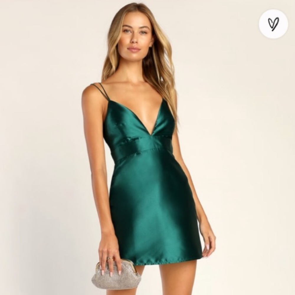 Lulu’s Glamorous Life Emerald Green Sleeveless Mini Dress Medium